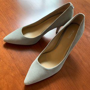 MICHAEL KORS - Dorothy Suede Pumps Heels. In Pale Blue Suede. Lightly Worn.
